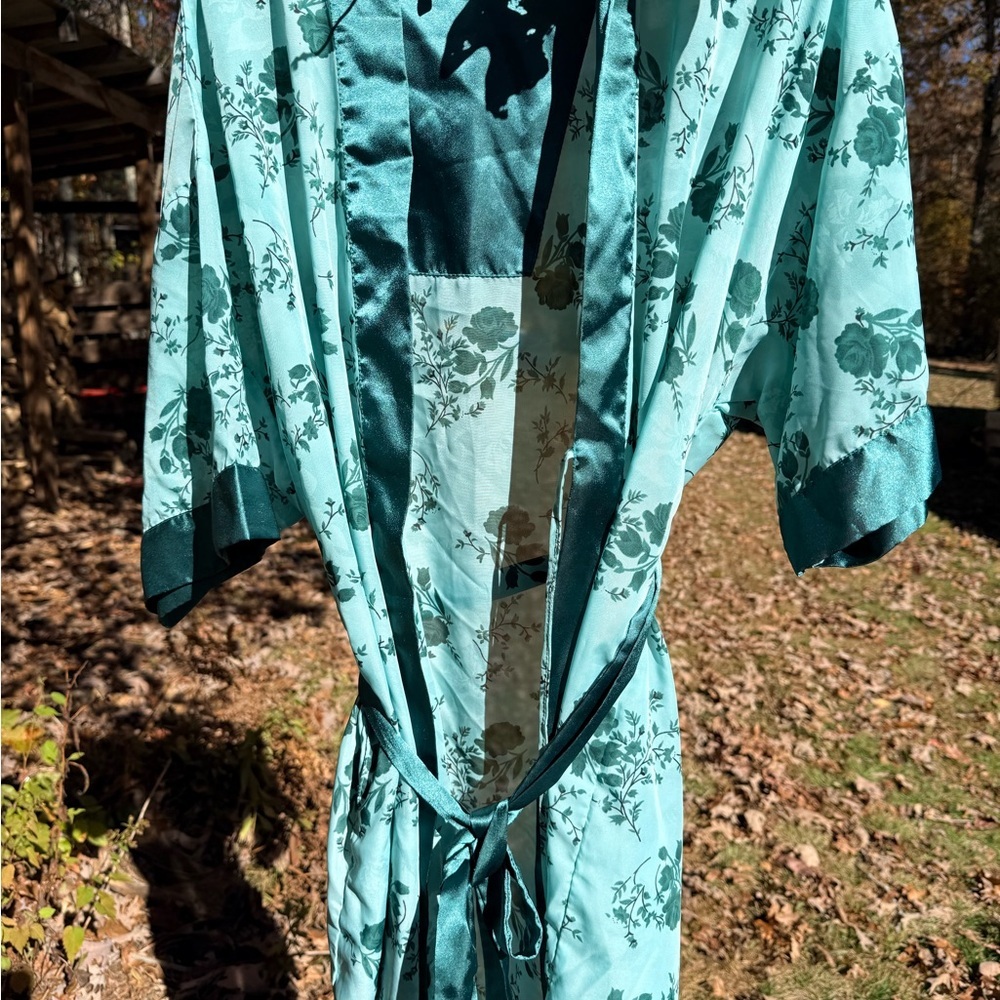 Vintage Luxurious Floral Polyester Robe in Green​
